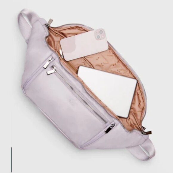 Caraa Large Crossbody Sling Bag -NWT - Picture 4 of 6